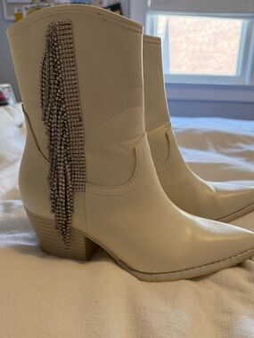 Women’s Cream Western Ankle Boots with Rhinestone Fringe